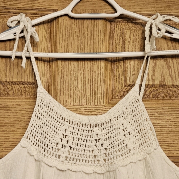 NWT Mango Full length lined linen dress with tie straps and crochet neck line. S - Picture 2 of 8